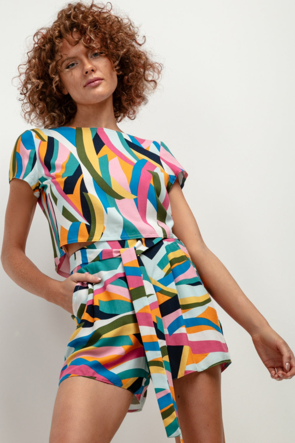 Chaussures à talons femme Tessita Shorts Shorts — multicouleur