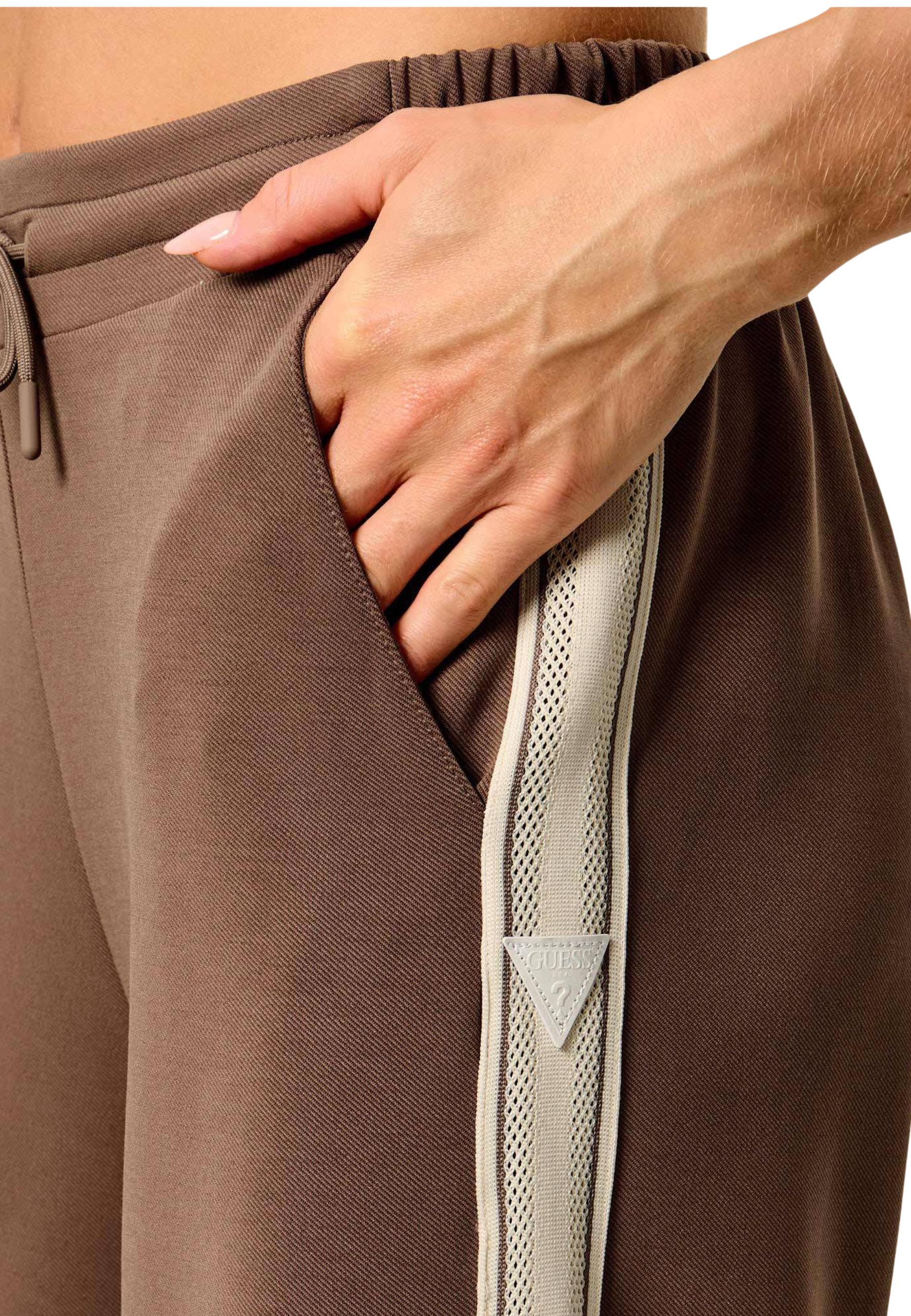Guess Pantalon femme Pantalons — brown