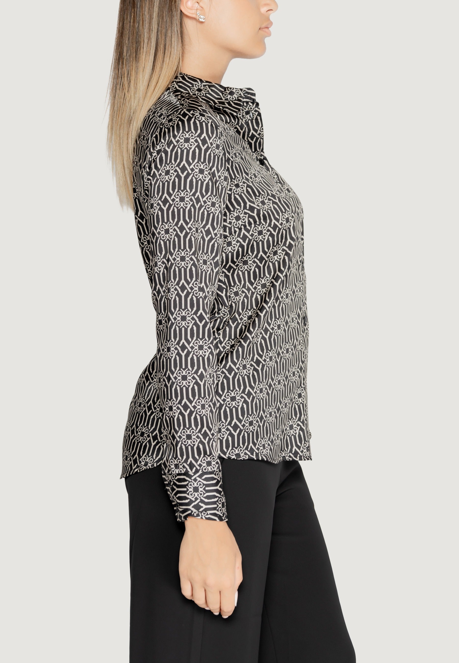Rinascimento Chemise femme Chemises — black