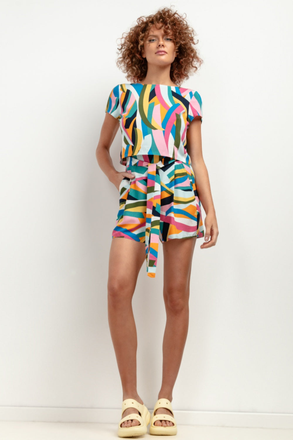 Chaussures à talons femme Tessita Shorts Shorts — multicouleur