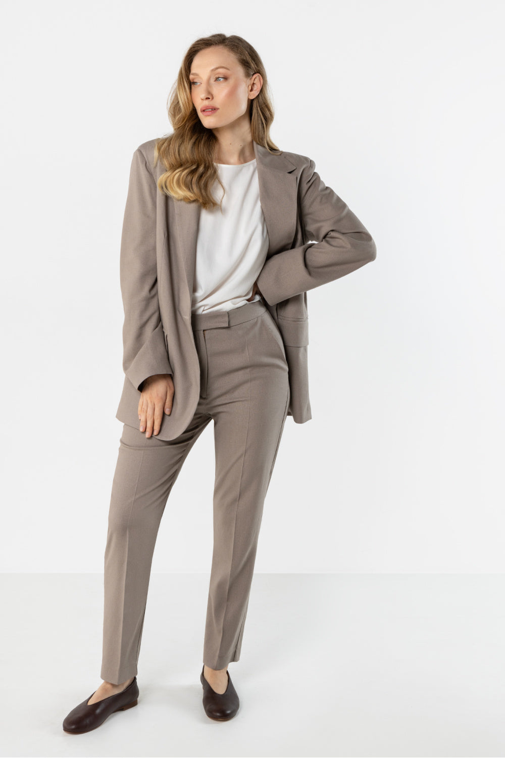 Chaussures à talons femme awama Pantalon Pantalon — beige