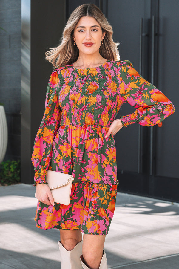 Robe courte femme floral, à volants, smocké, manches longues — multicolore