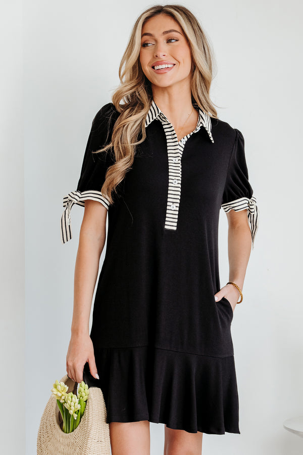 Robe courte femme rayé, boutonnée, demi-boutonnage, manches courtes — noir