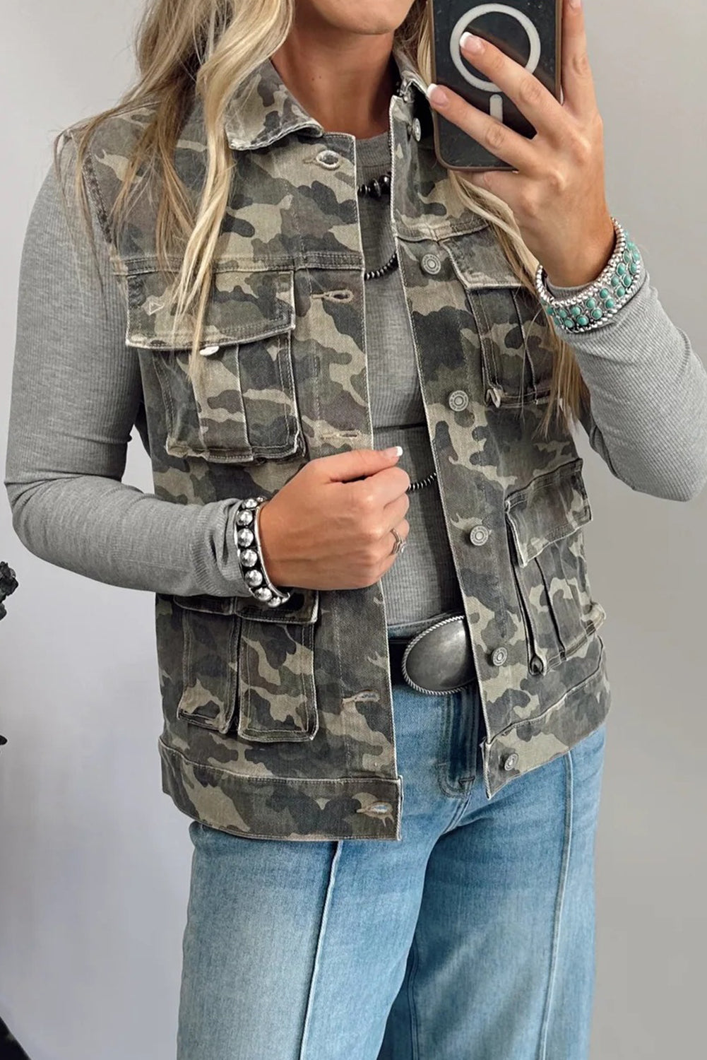 Pièce mode femme camouflage, denim — vert