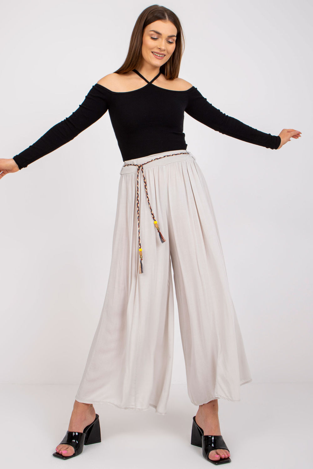 Chaussures à talons femme Och Bella Pantalon Pantalon — beige