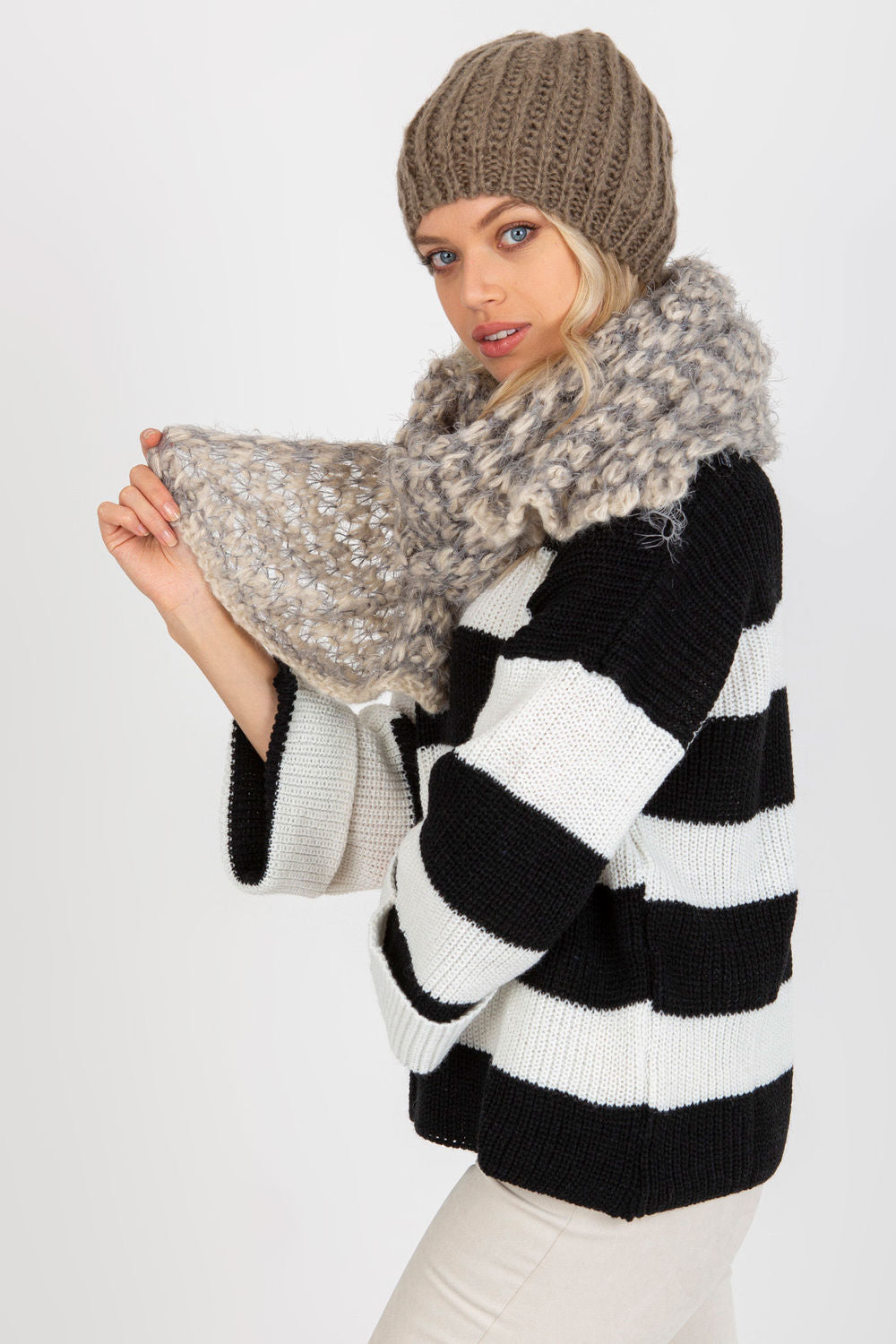 Châle femme AT — beige