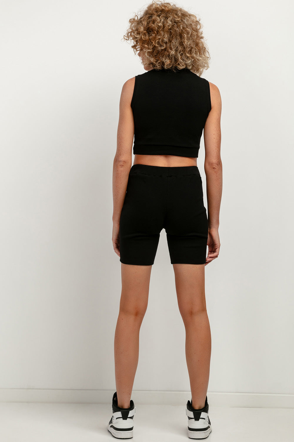 Chaussures à talons femme Tessita Shorts Shorts — noir