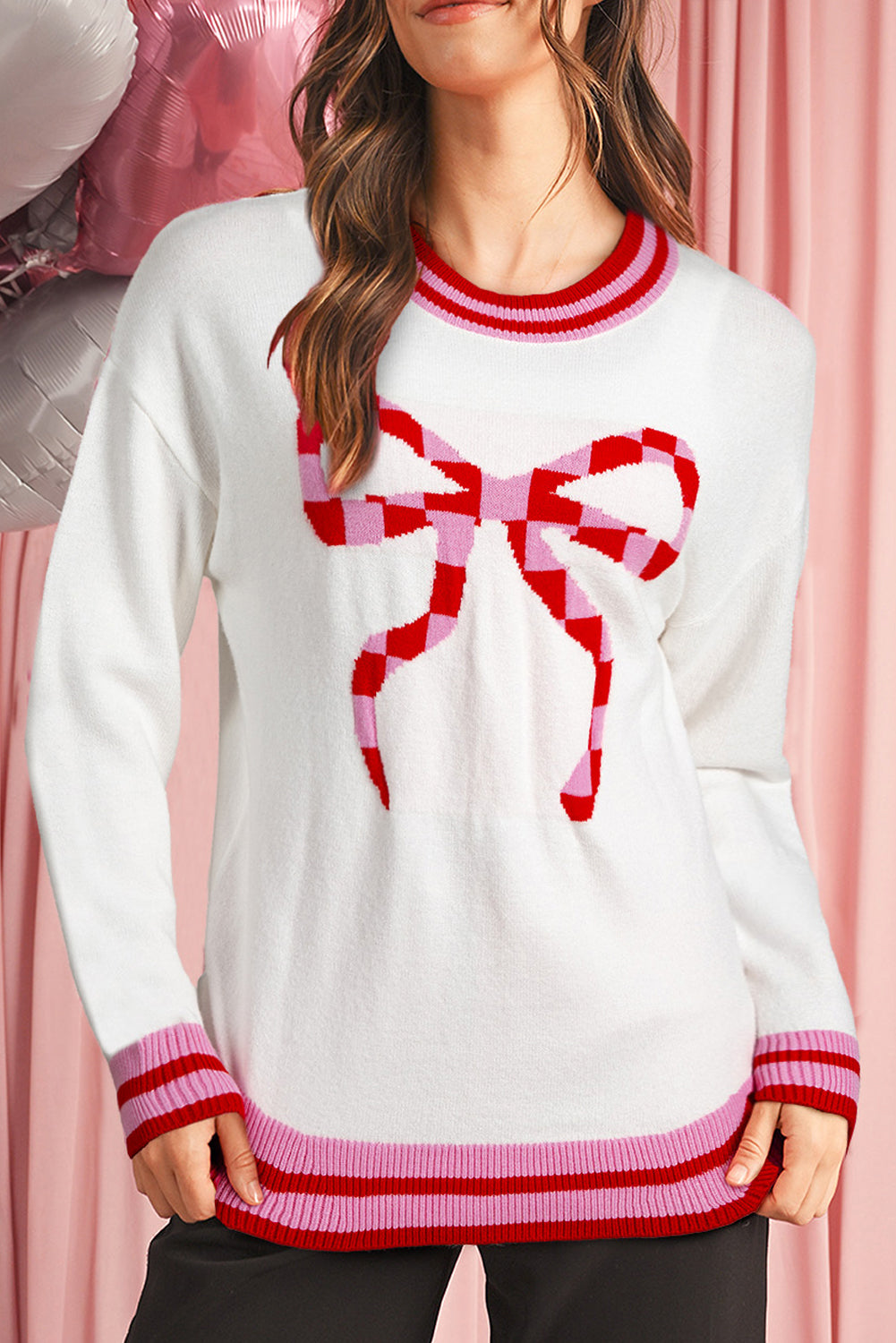 Pull femme graphique, rayé, épaules tombantes, col rond — blanc
