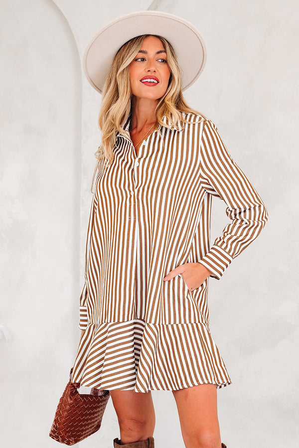 Robe courte femme rayé, à volants, manches longues — marron