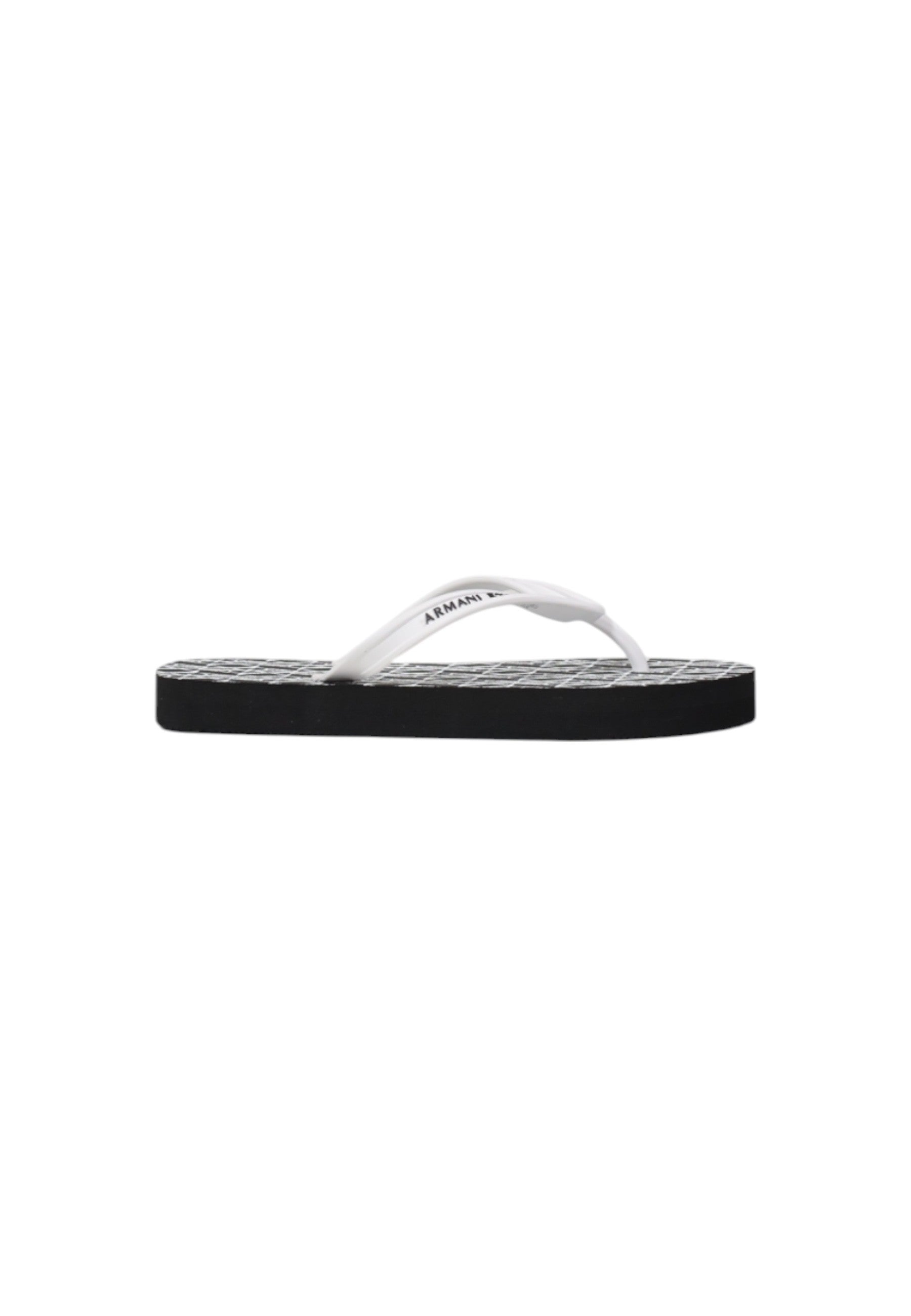 Armani Exchange Chaussures femme Tongs — black
