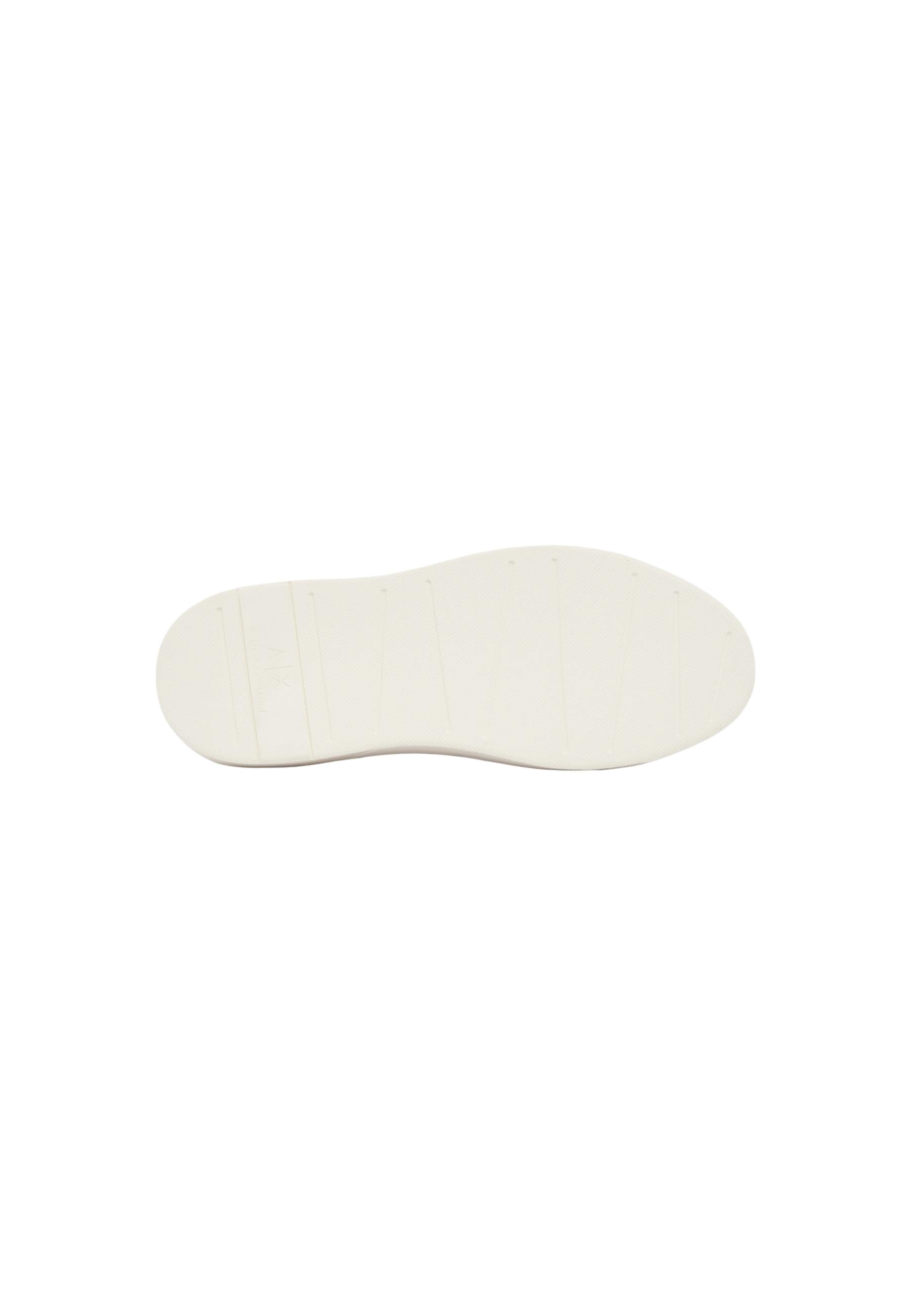 Armani Exchange Baskets homme — white
