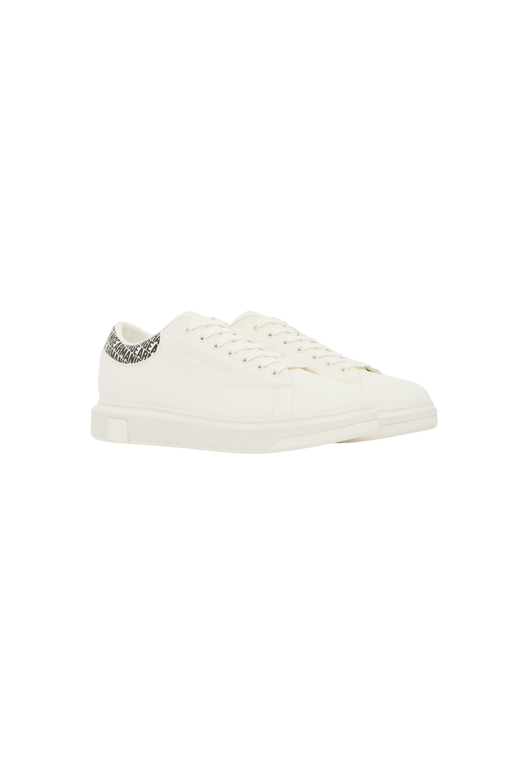 Armani Exchange Baskets homme — white