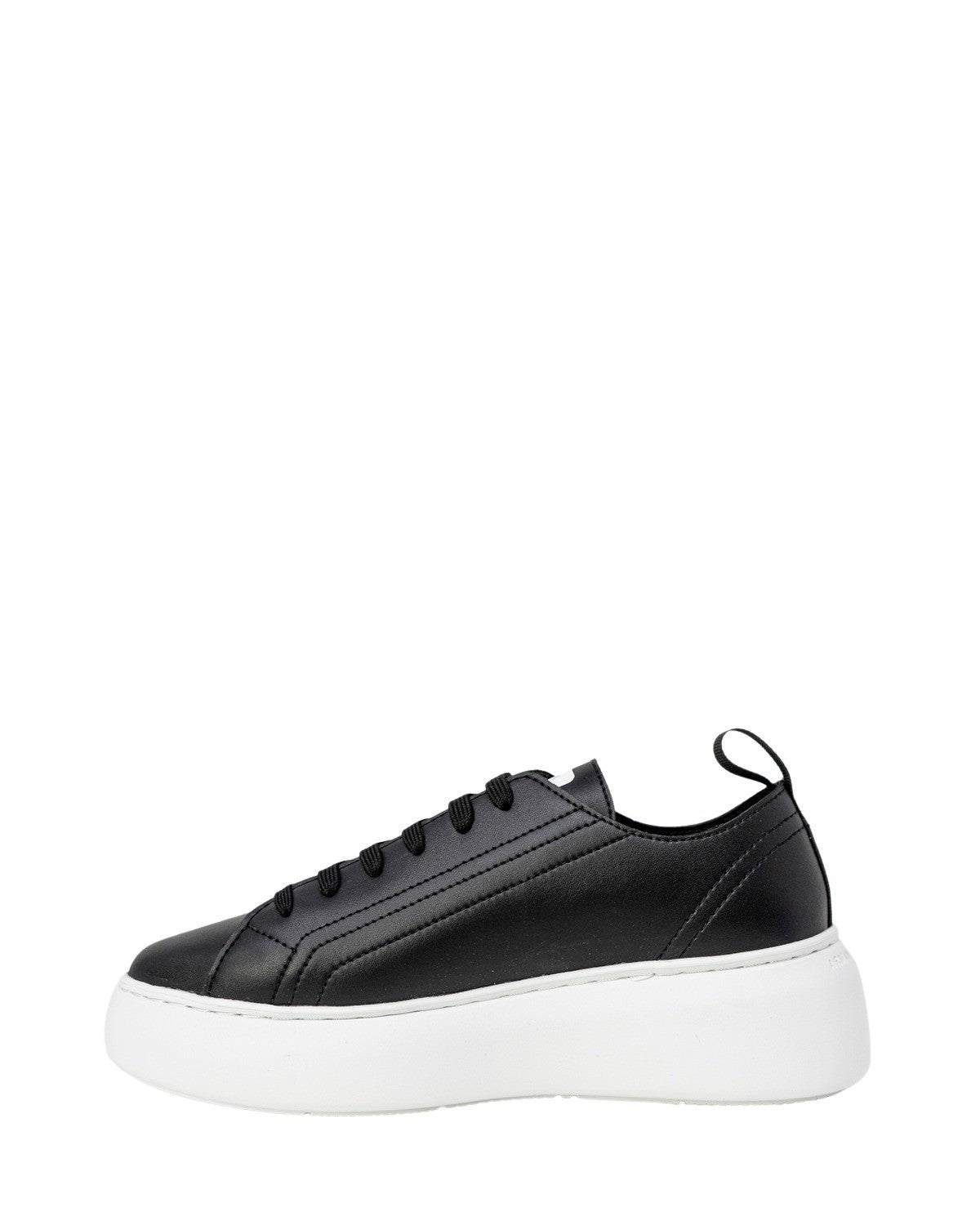 Armani Exchange Baskets femme — black