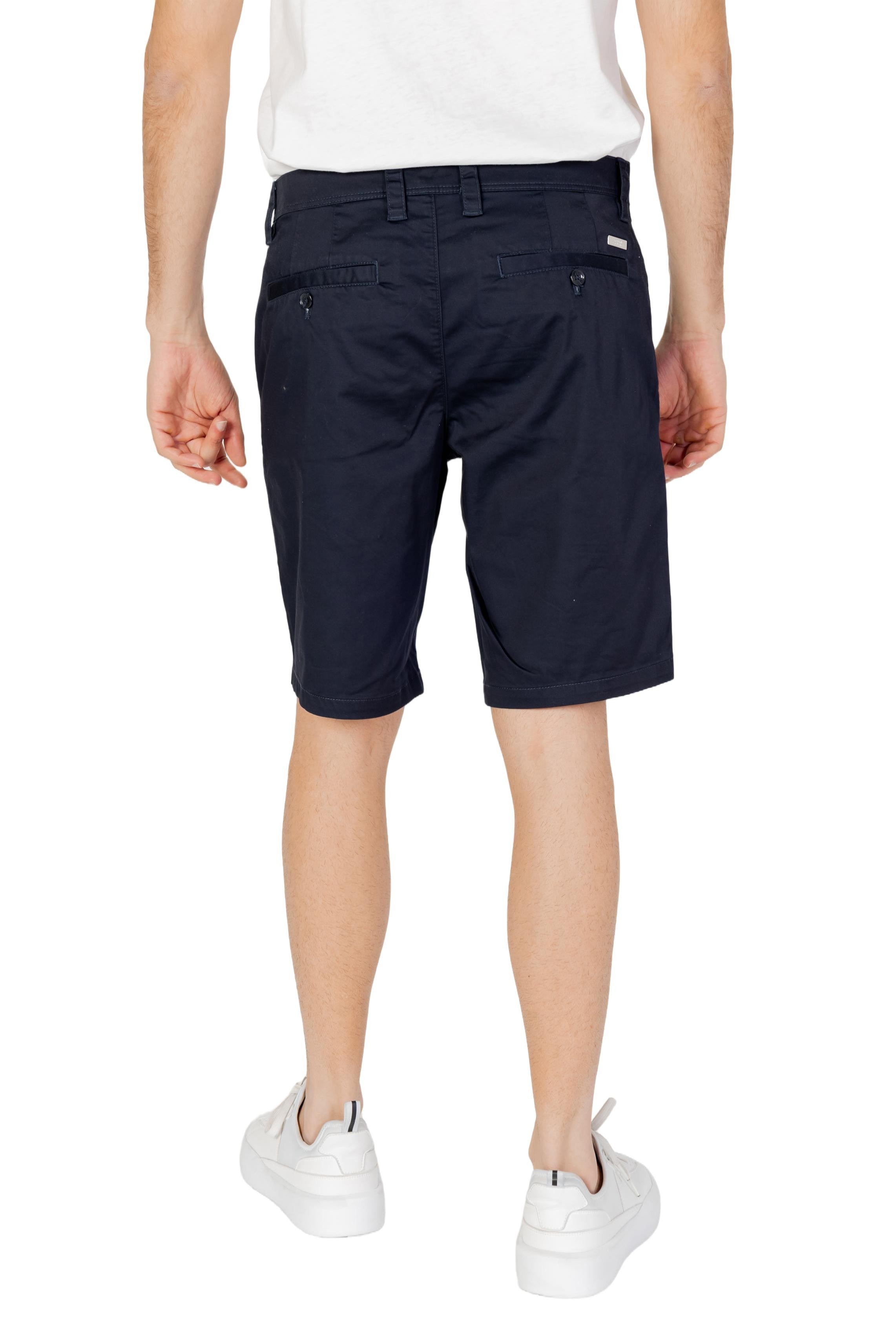 Armani Exchange Vêtement homme Bermudas — blue